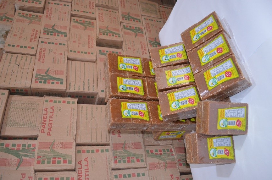 Panela cuadro 1800g